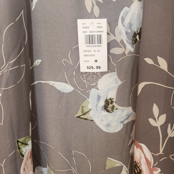 New with tags,sheer,floral cardigan from Eclipse - Picture 3 of 3